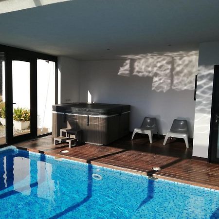 Casa Ceca De La Playa Y Barcelona, Con Piscina Climatizada Y Jacuzzi Βίλα Vallromanes Εξωτερικό φωτογραφία