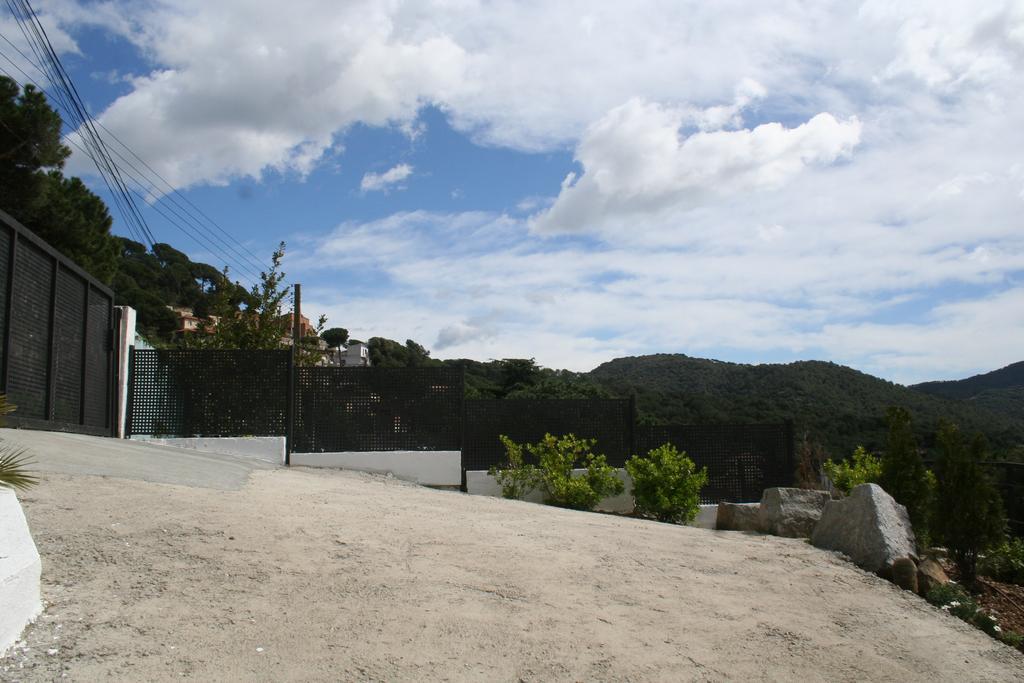 Casa Ceca De La Playa Y Barcelona, Con Piscina Climatizada Y Jacuzzi Βίλα Vallromanes Δωμάτιο φωτογραφία